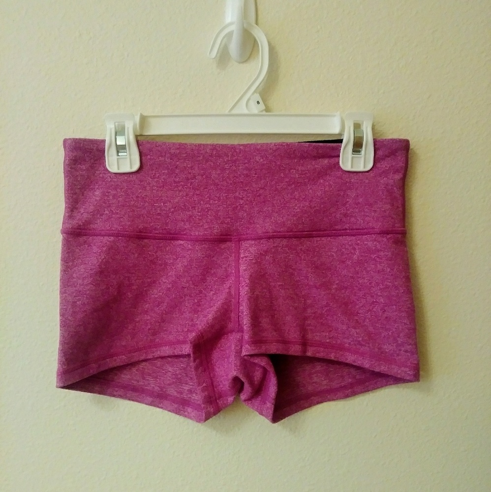 LULULEMON SPANDEX SHORTS